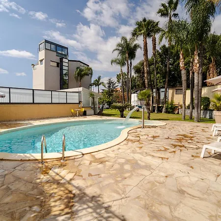 Villa Holidays Alba Catánia