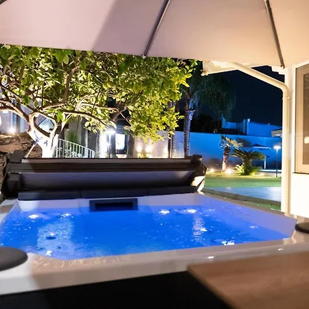 Villa Holidays Alba Catane